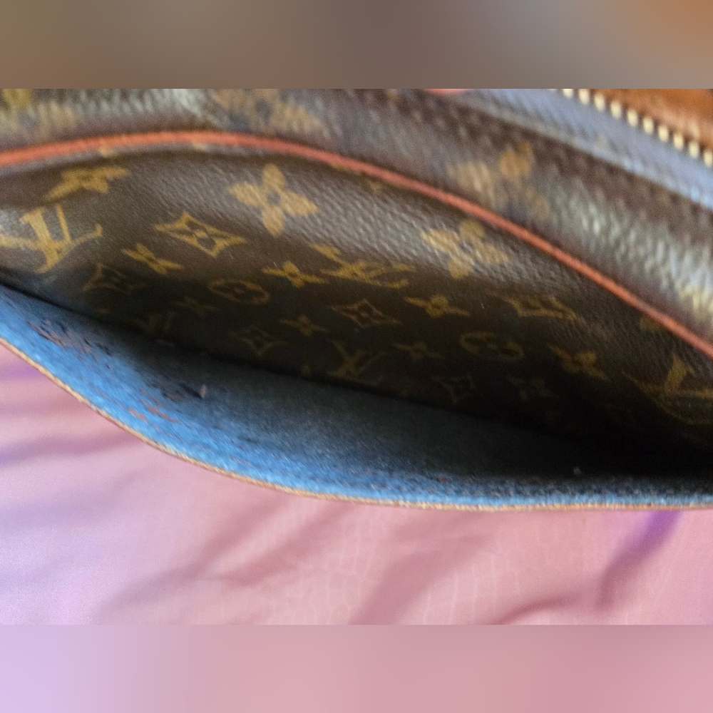 COPY - Vintage Louis Vuitton Monogram PM Jeune Fille Crossbody Shoulder Bag - Picture 16 of 16